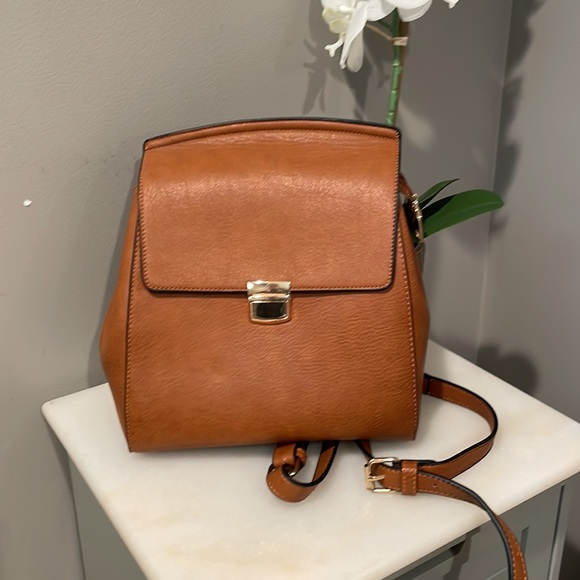 Handbags - NWOT Backpack